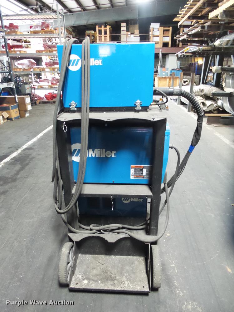 image for item DA9041 Miller Aluma Power 450MPA907483 welder