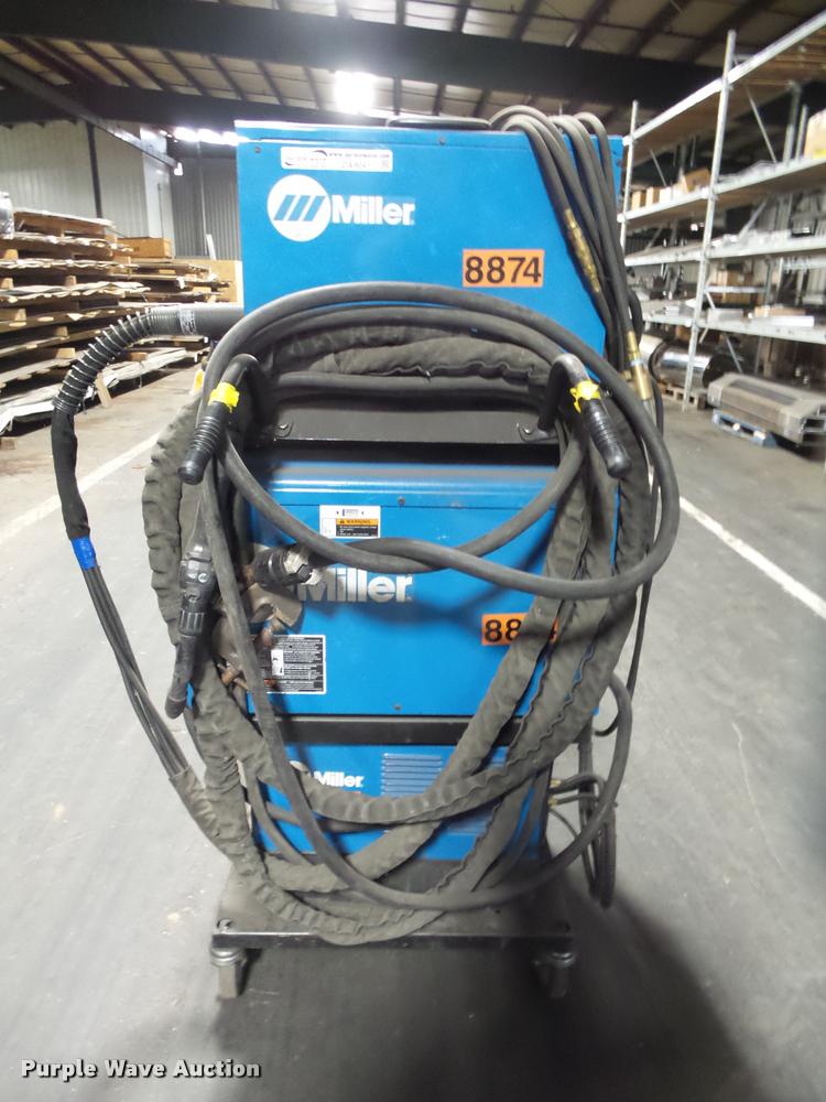 image for item DA9041 Miller Aluma Power 450MPA907483 welder