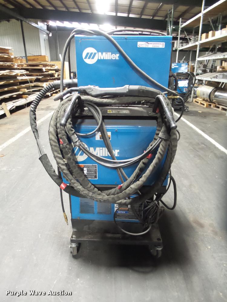 image for item DA9042 Miller Aluma Power 450MPA907483 welder
