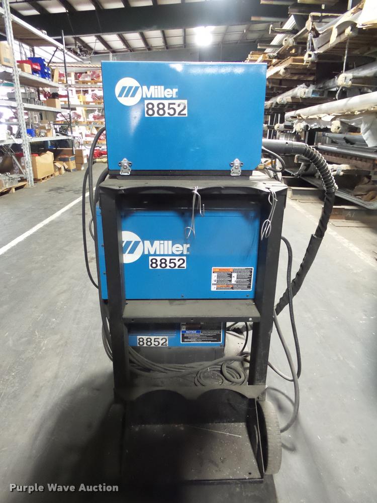 image for item DA9043 Miller Aluma Power 450MPA907483 welder