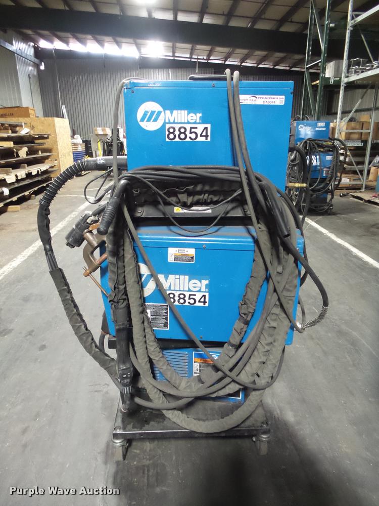 image for item DA9044 Miller Aluma Power 450MPA907483 welder