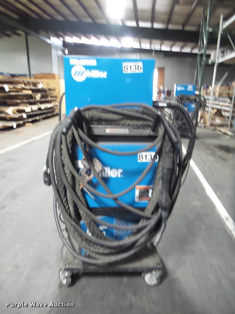 image for item DA9045 Miller Aluma Power 450MPA907483 welder