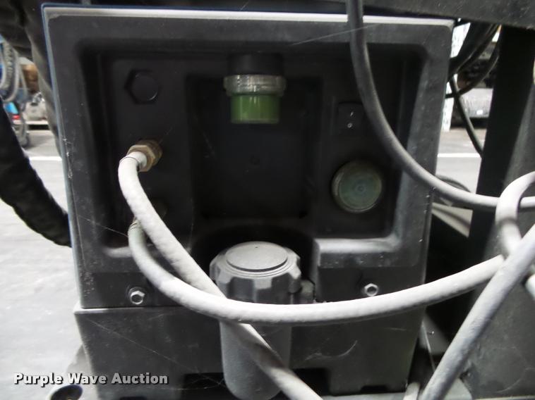 image for item DA9046 Miller Aluma Power 450MPA907483 welder