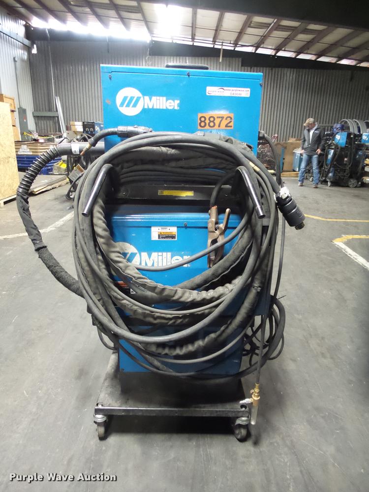 image for item DA9048 Miller Aluma Power 450MPA907483 welder