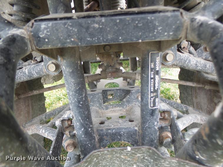 image for item DA9433 1999 Honda 300 ATV