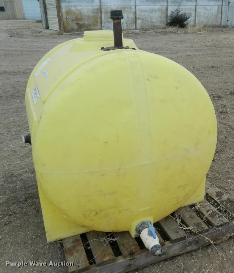 image for item DA9708 Snyder poly tank