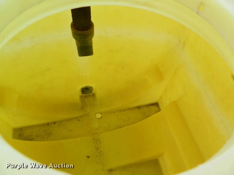 image for item DA9708 Snyder poly tank