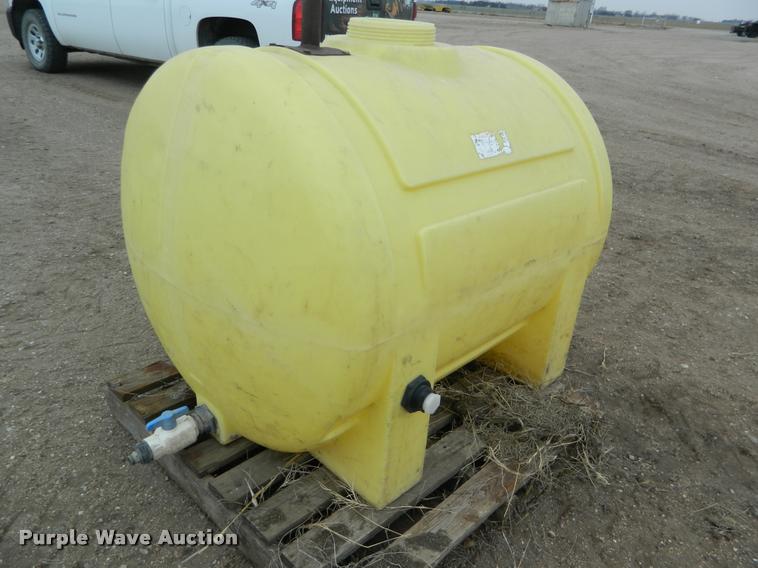 image for item DA9708 Snyder poly tank