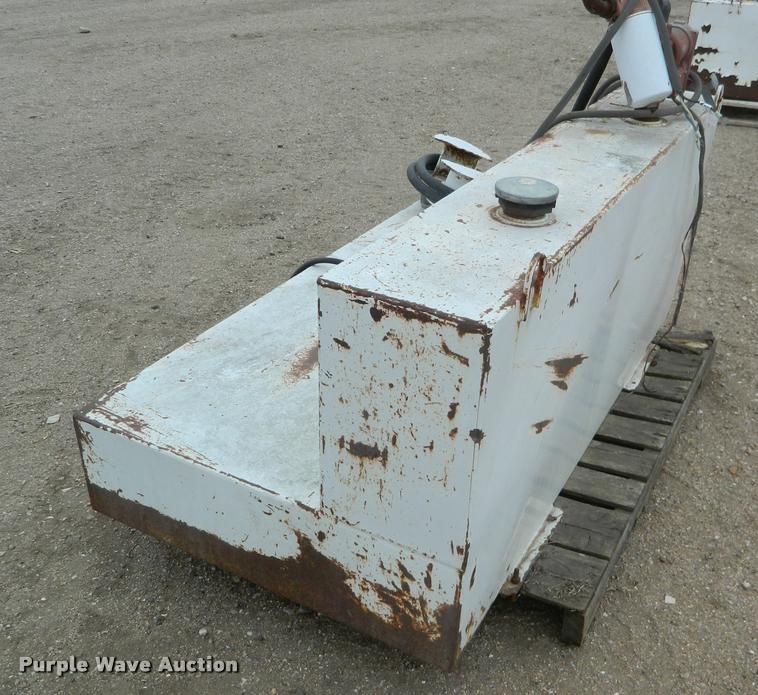 image for item DA9712 L-shaped fuel tank