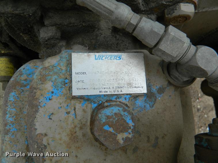 image for item DA9713 John Deere six cylinder diesel engine