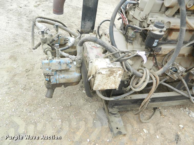 image for item DA9713 John Deere six cylinder diesel engine