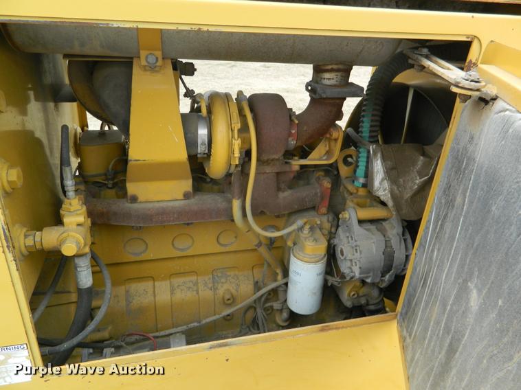 image for item DA9715 Cummins six cylinder diesel engine