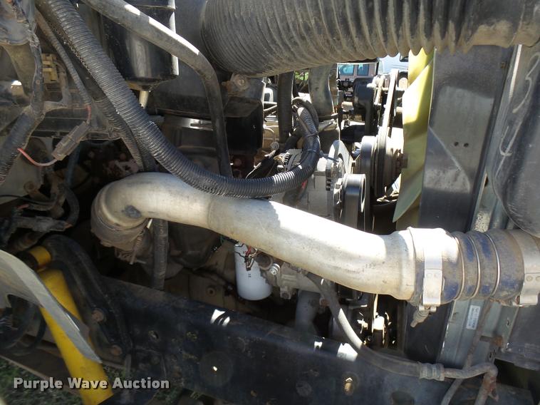 image for item DB0131 1997 Ford F800 flatbed truck