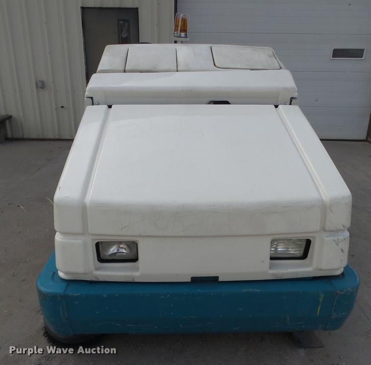 image for item DB0555 Tennant 8410 floor sweeper