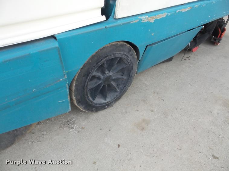 image for item DB0555 Tennant 8410 floor sweeper
