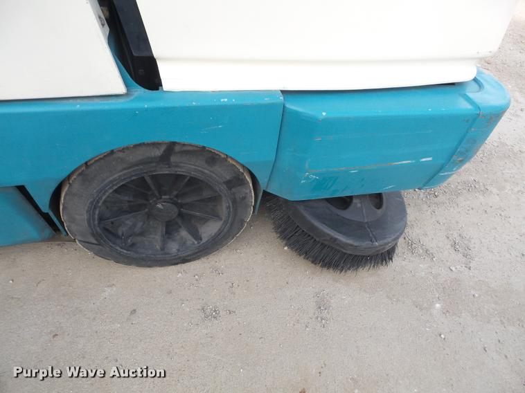 image for item DB0555 Tennant 8410 floor sweeper