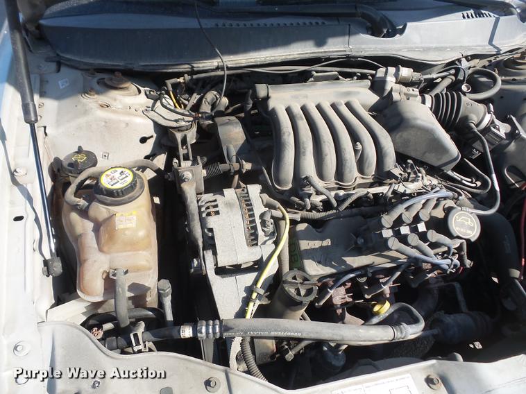 image for item DB0588 2003 Ford Taurus