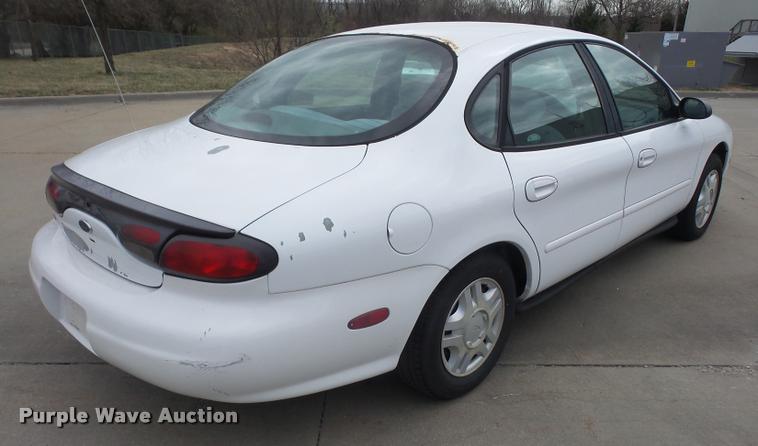 image for item DB0590 1999 Ford Taurus