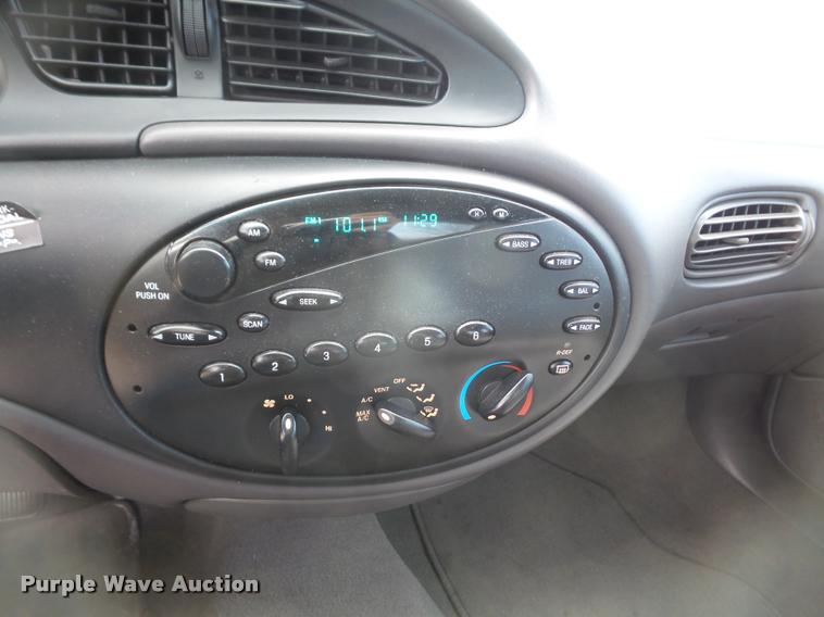 image for item DB0590 1999 Ford Taurus