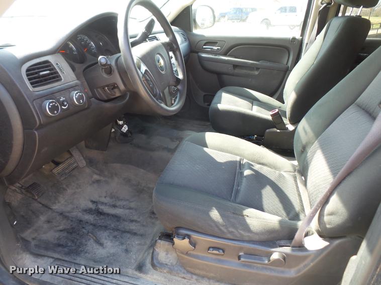 image for item DB0591 2011 Chevrolet Tahoe Police SUV