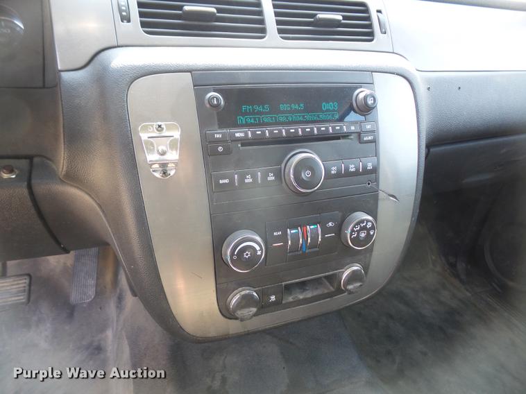 image for item DB0591 2011 Chevrolet Tahoe Police SUV