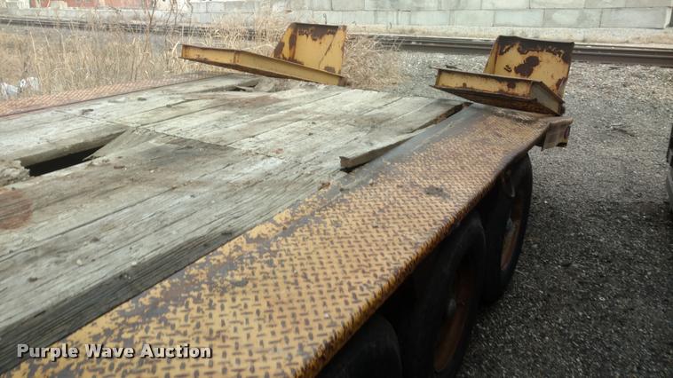 image for item DB0875 1984 Eager Beaver equipment trailer