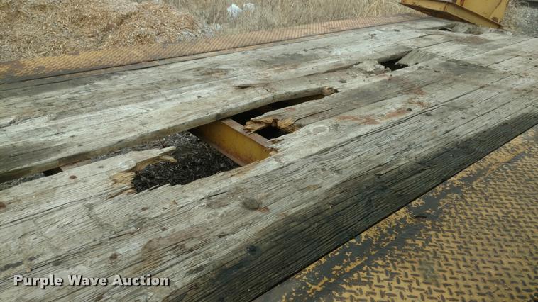 image for item DB0875 1984 Eager Beaver equipment trailer