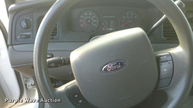 image for item DB0878 2009 Ford Crown Victoria Police Interceptor