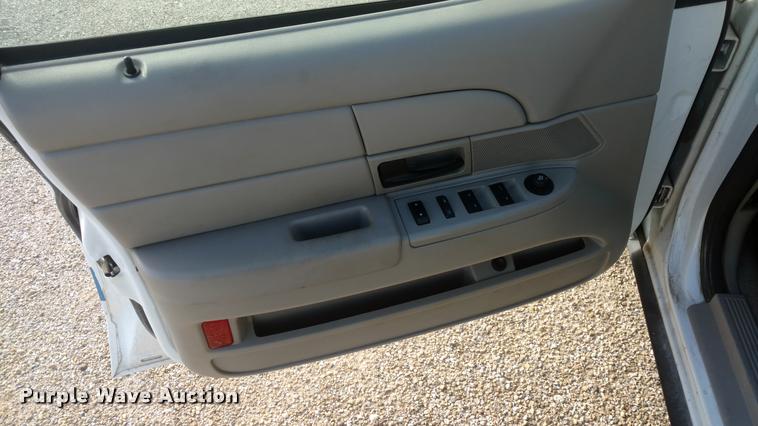 image for item DB0879 2009 Ford Crown Victoria Police Interceptor