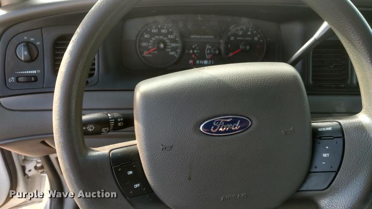 image for item DB0879 2009 Ford Crown Victoria Police Interceptor
