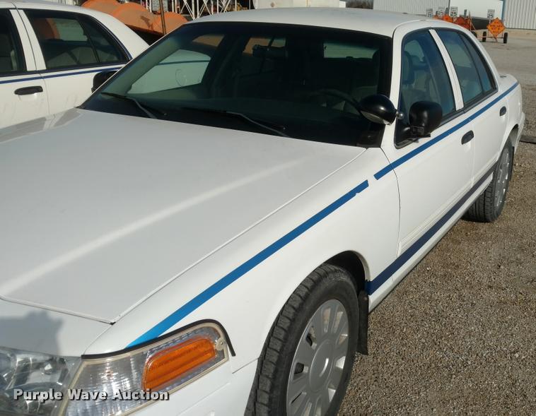 image for item DB0879 2009 Ford Crown Victoria Police Interceptor