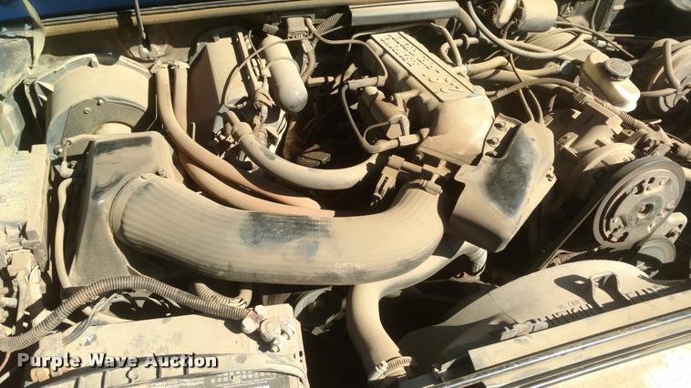 image for item DB0881 1990 Ford Ranger XLT pickup truck