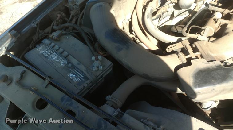 image for item DB0881 1990 Ford Ranger XLT pickup truck