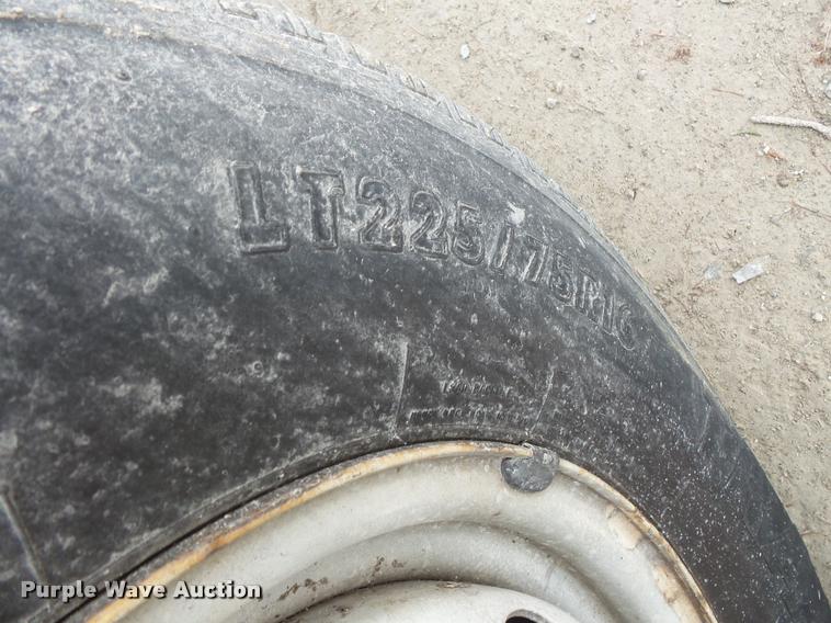 image for item DB1516 1994 Ford Econoline E350 shuttle bus