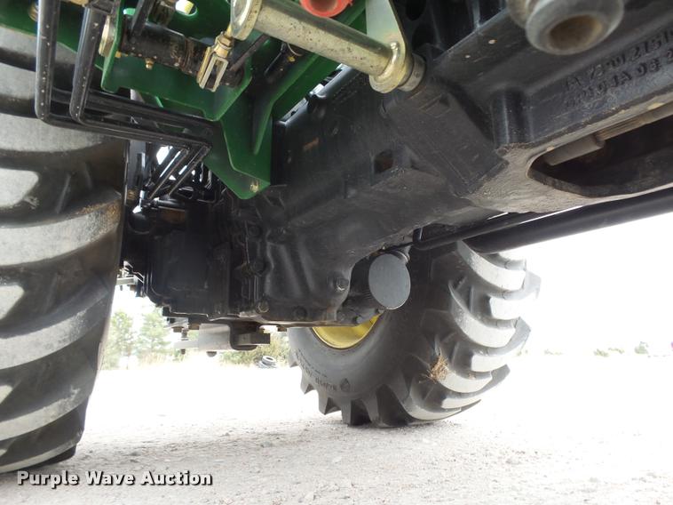 image for item DB1981 2008 John Deere 3203 MFWD tractor
