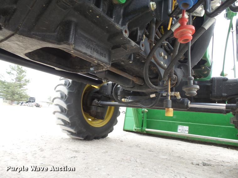 image for item DB1981 2008 John Deere 3203 MFWD tractor