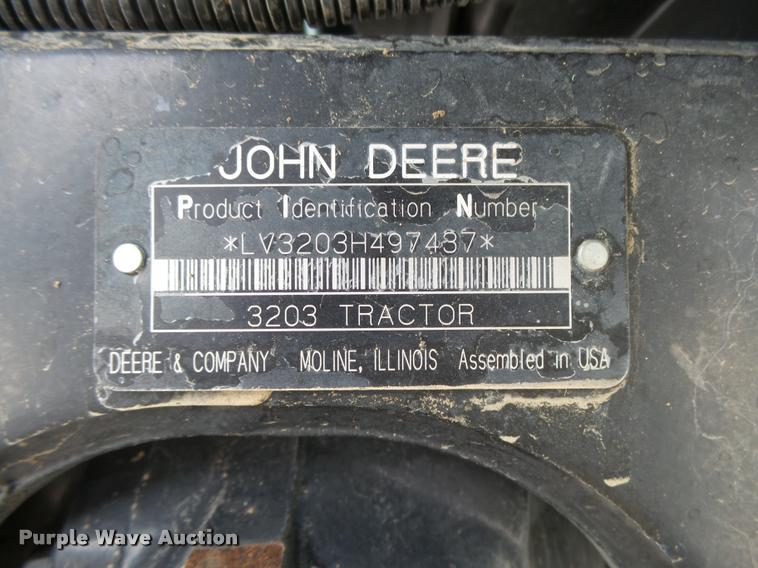 image for item DB1981 2008 John Deere 3203 MFWD tractor