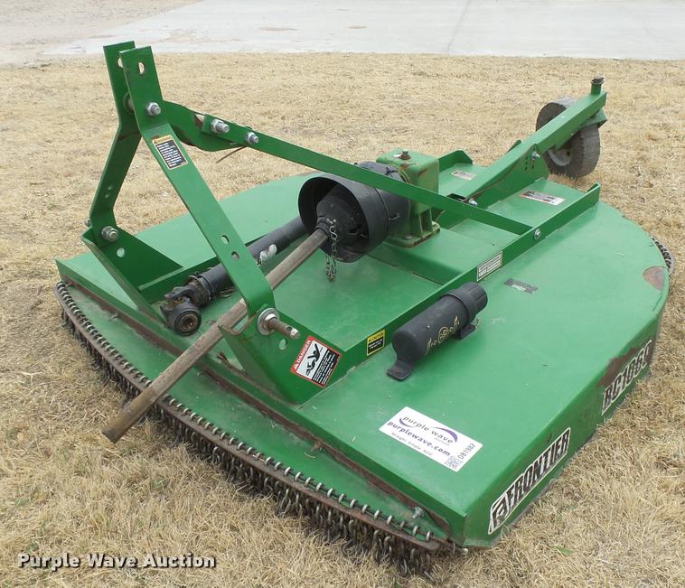 image for item DB1982 Frontier RC1060 mower