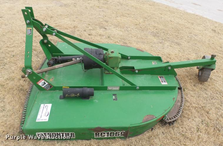 image for item DB1982 Frontier RC1060 mower