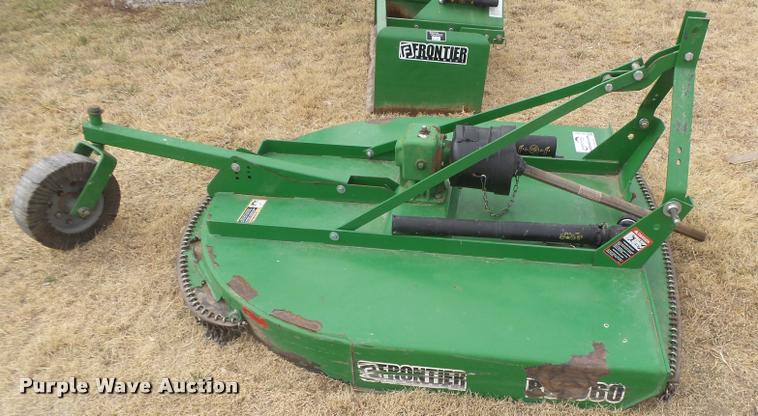 image for item DB1982 Frontier RC1060 mower