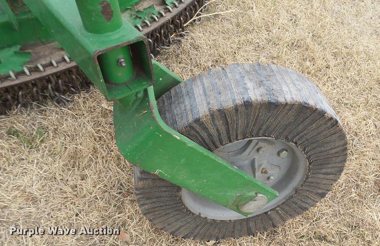 image for item DB1982 Frontier RC1060 mower