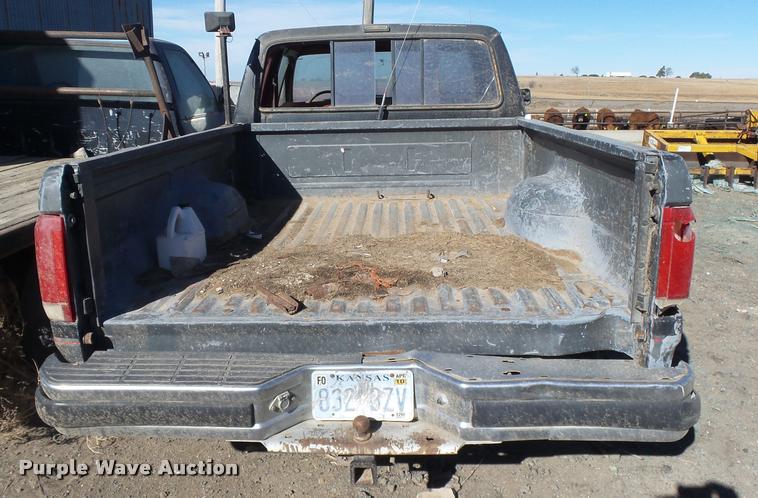 image for item DB1986 1989 Ford F150 SuperCab pickup truck