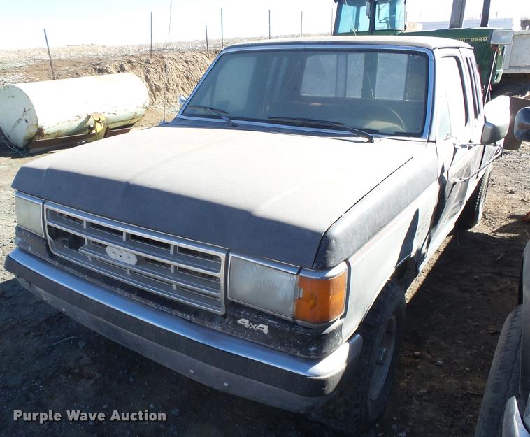 image for item DB1986 1989 Ford F150 SuperCab pickup truck