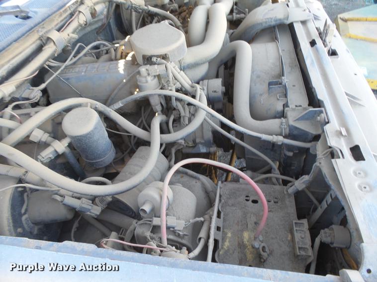 image for item DB1986 1989 Ford F150 SuperCab pickup truck