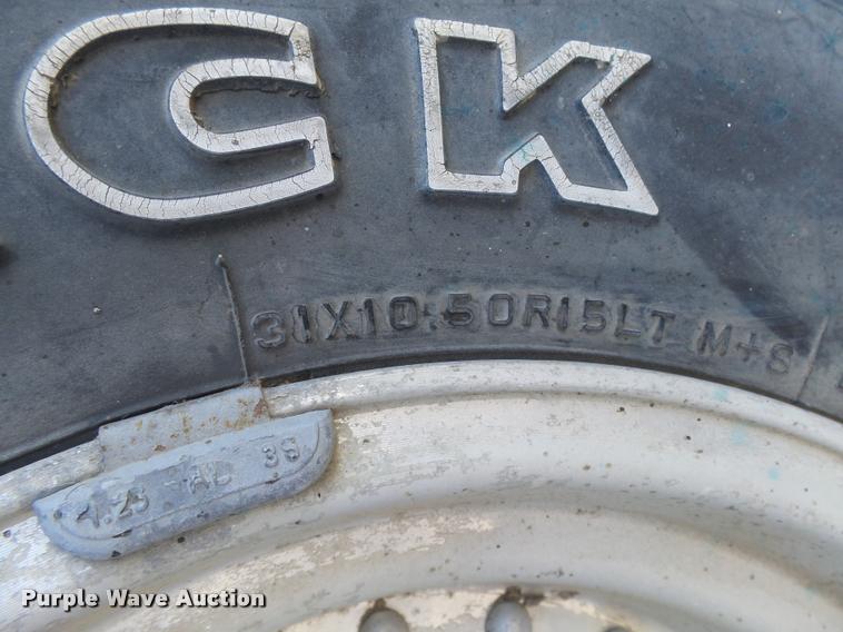 image for item DB1986 1989 Ford F150 SuperCab pickup truck