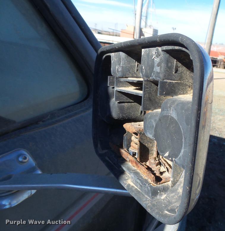 image for item DB1986 1989 Ford F150 SuperCab pickup truck