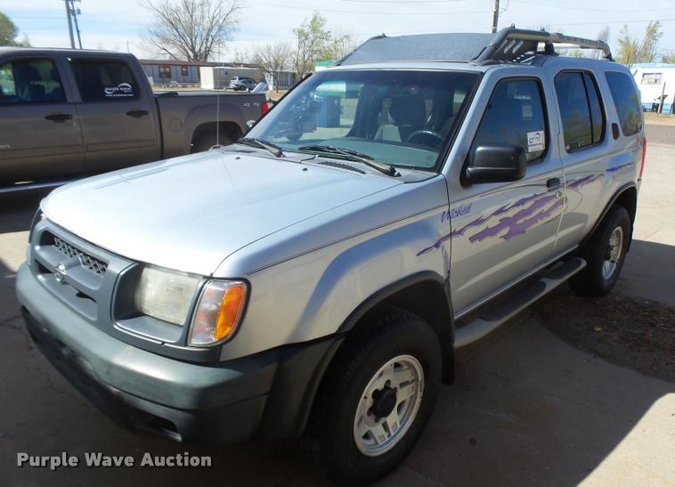 image for item DB1987 2000 Nissan Xterra SUV
