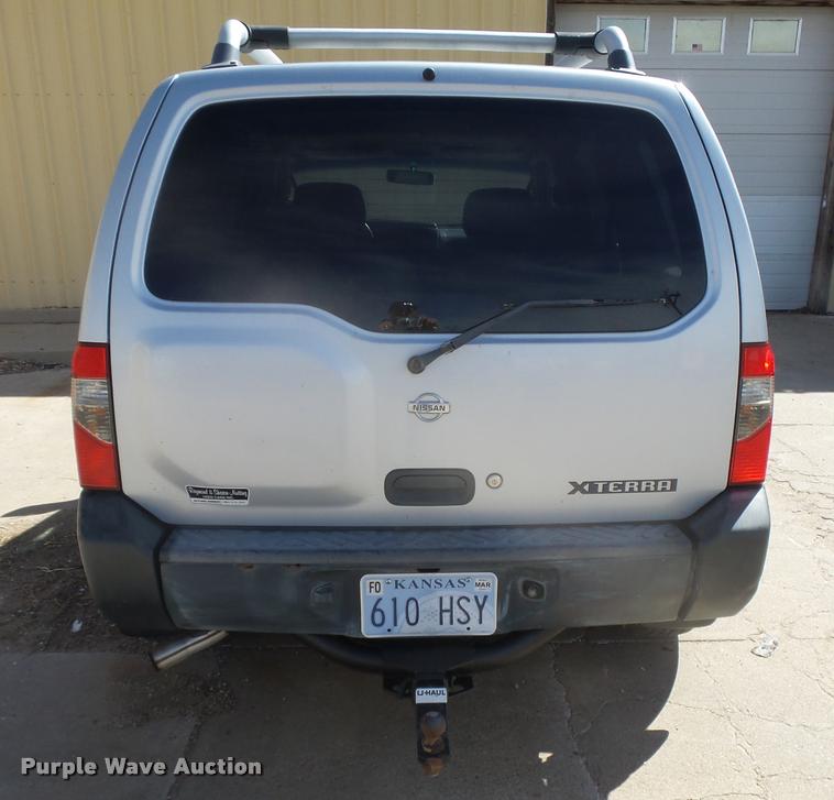 image for item DB1987 2000 Nissan Xterra SUV