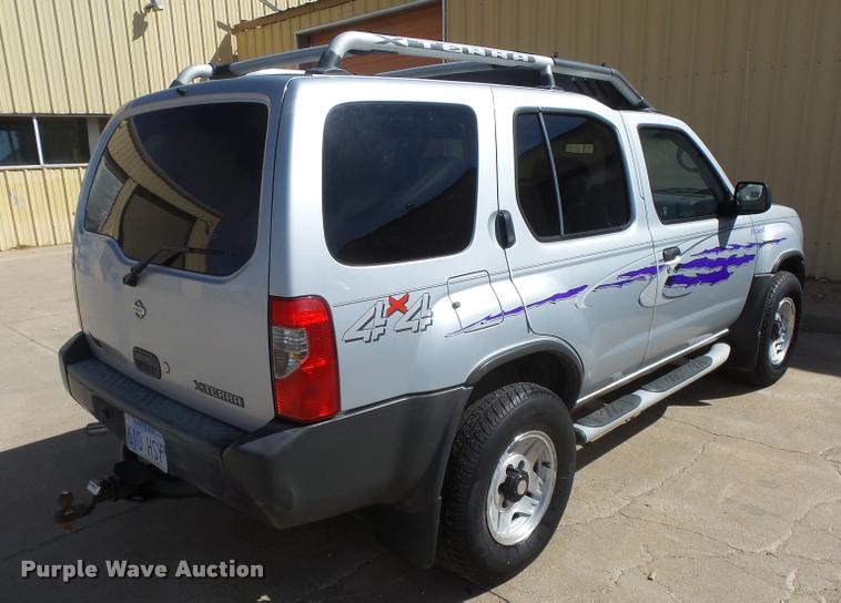 image for item DB1987 2000 Nissan Xterra SUV
