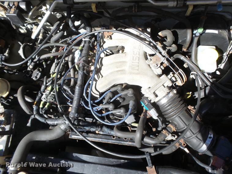 image for item DB1987 2000 Nissan Xterra SUV